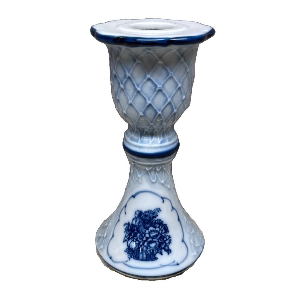 Vintage Blue White Delft Design Candlestick Holder 5 Inches blue felt bottom